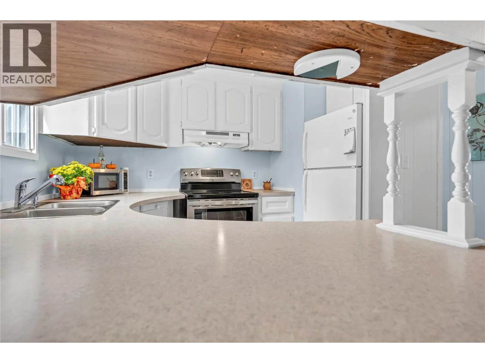 473 CORINA Avenue Unit# 24
