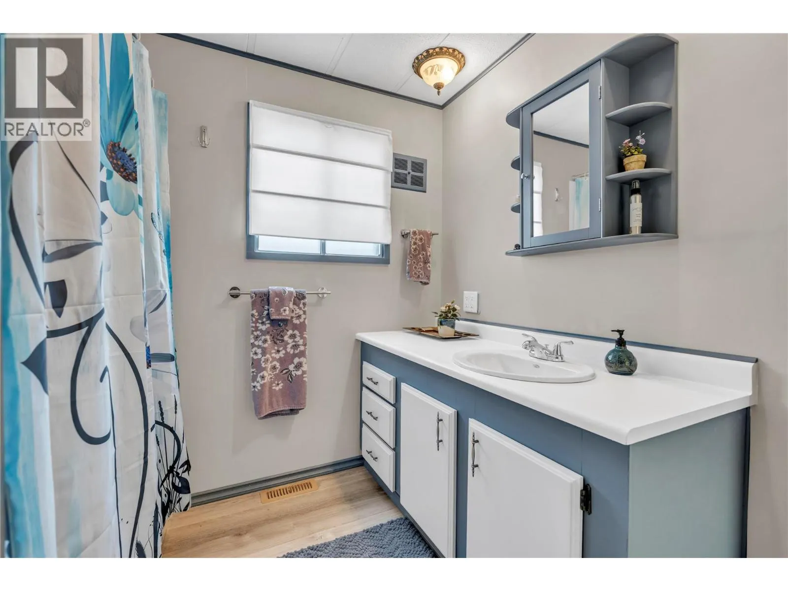 473 CORINA Avenue Unit# 24