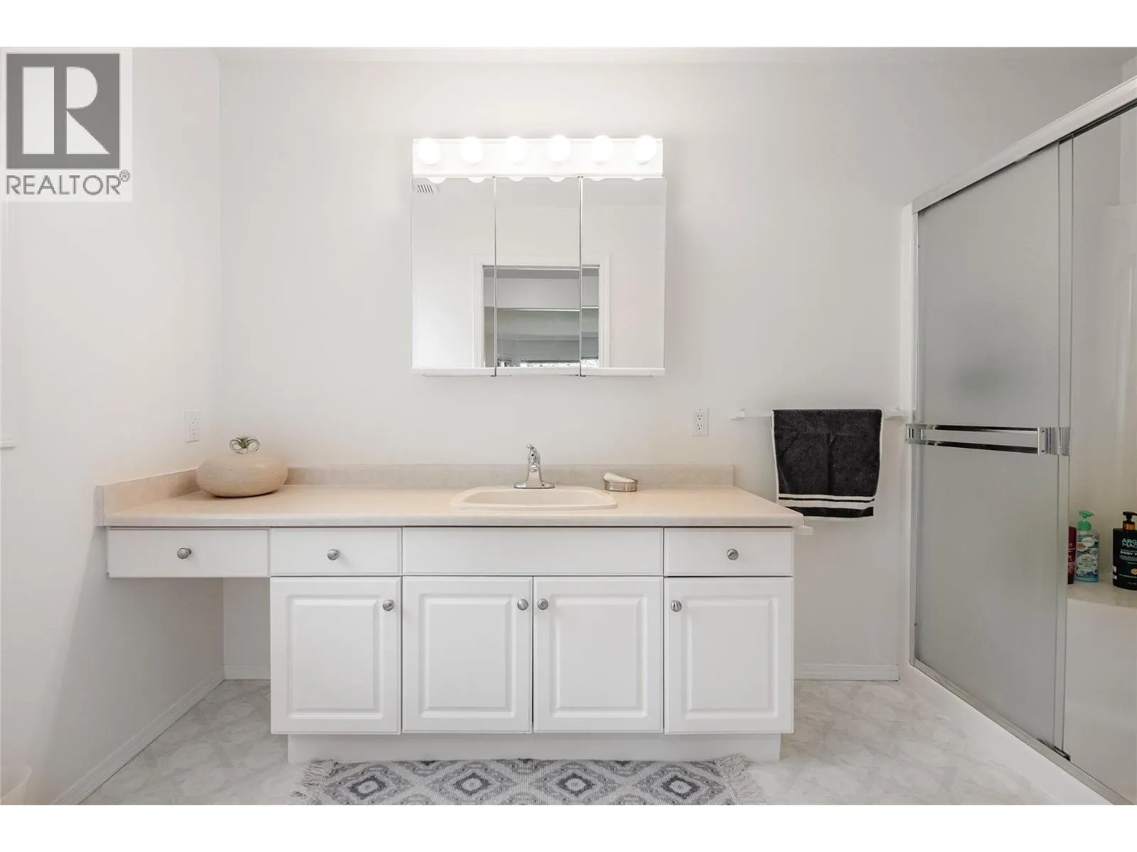 650 Lexington Drive Unit# 310