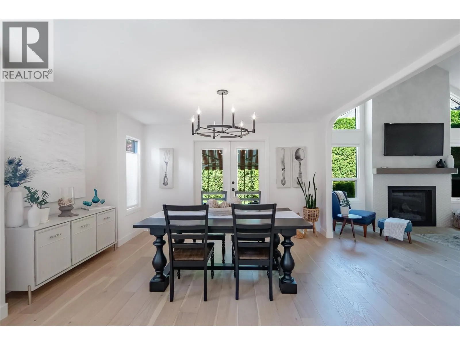 650 Lexington Drive Unit# 310