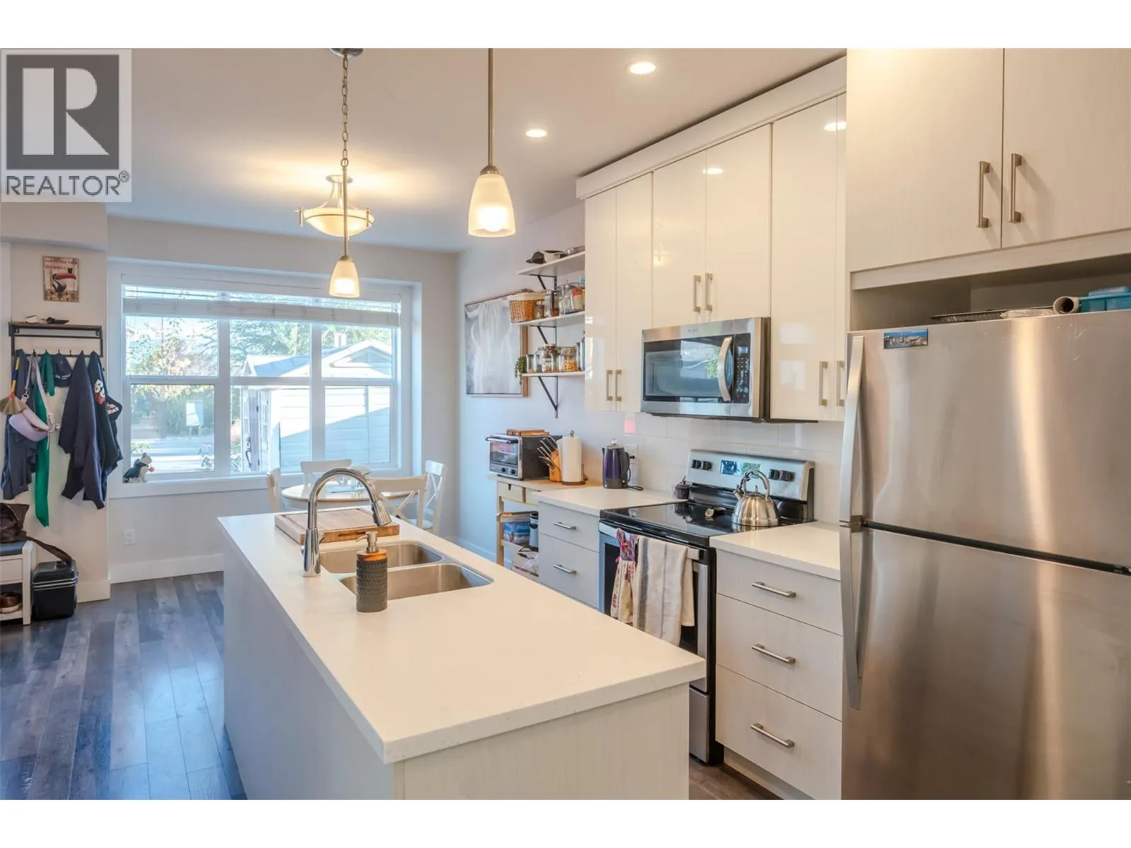 704 Revelstoke Avenue Unit# 101