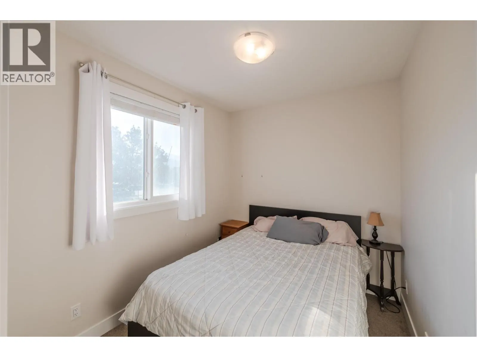 704 Revelstoke Avenue Unit# 101