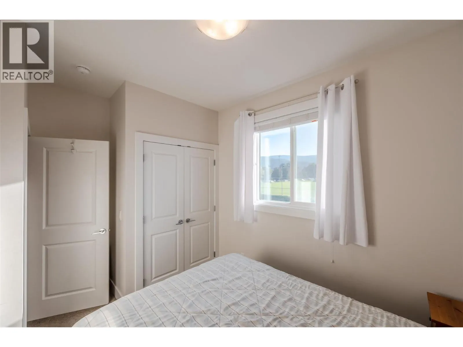 704 Revelstoke Avenue Unit# 101
