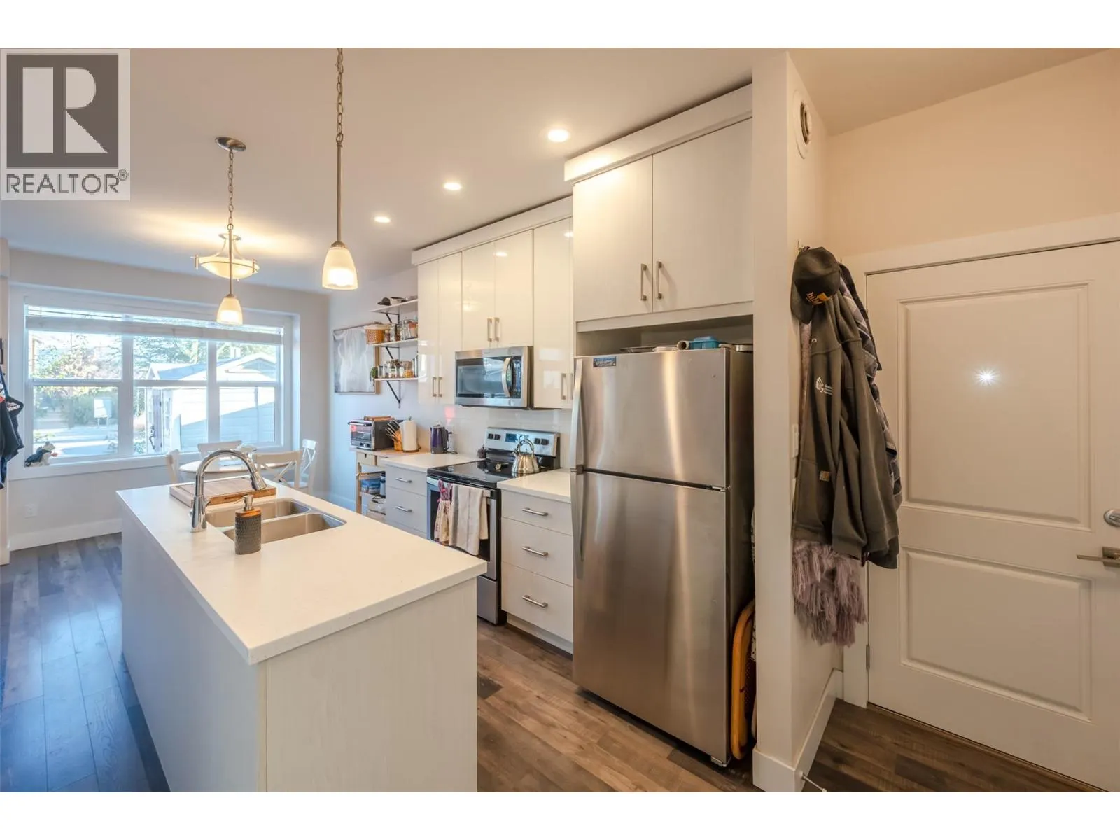 704 Revelstoke Avenue Unit# 101