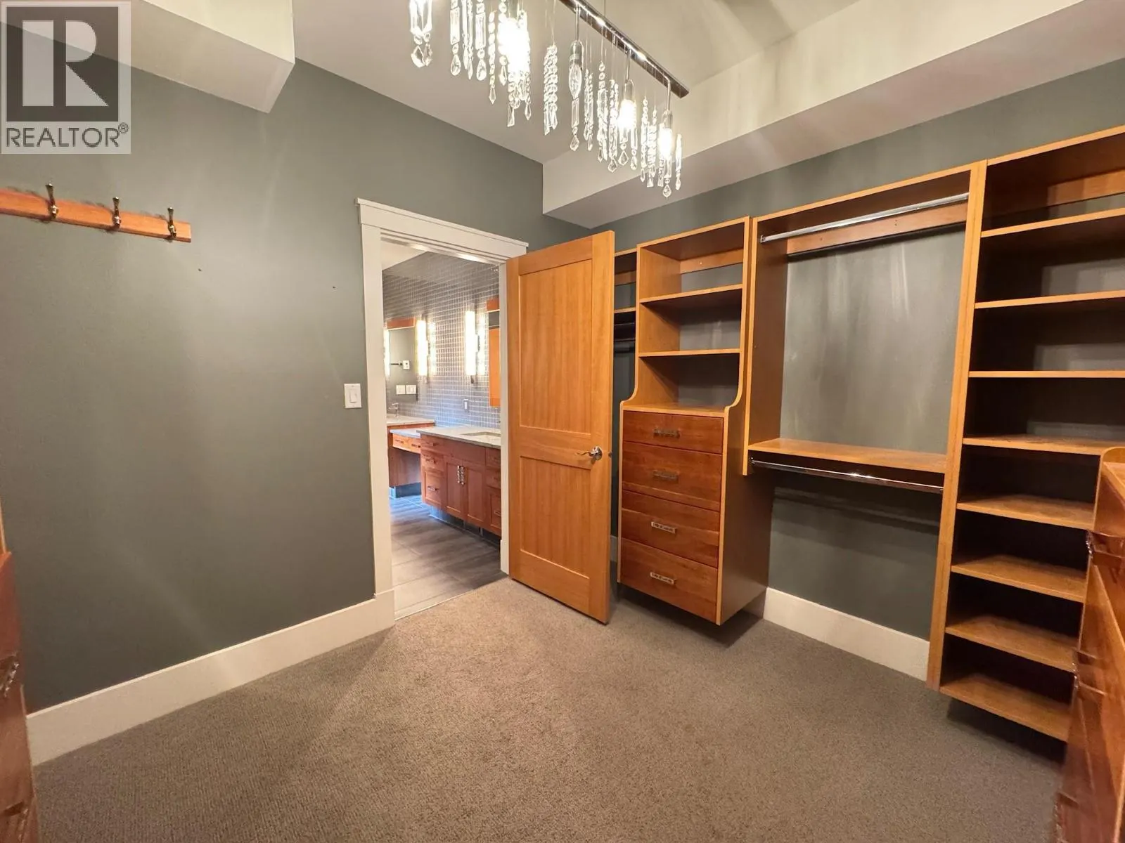 137 Westview Drive