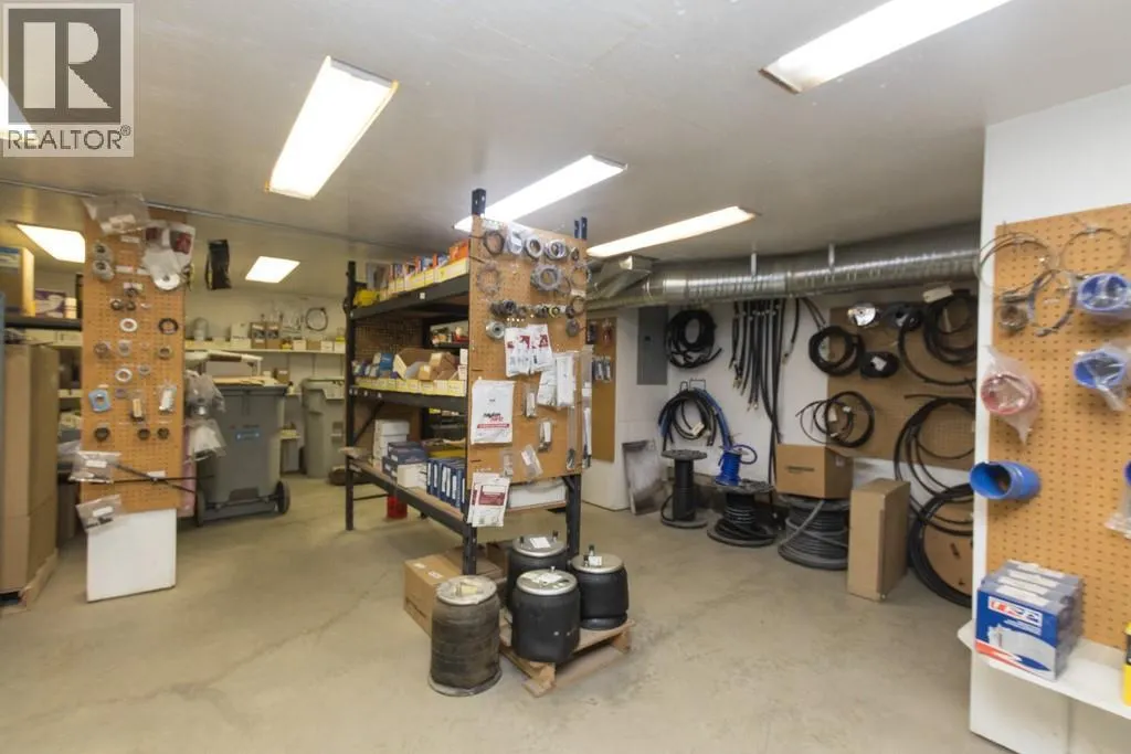 2376 Boulder Road