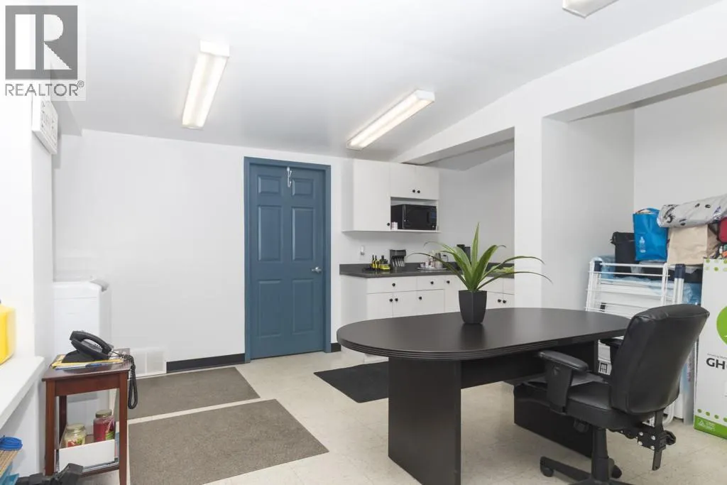 2376 Boulder Road