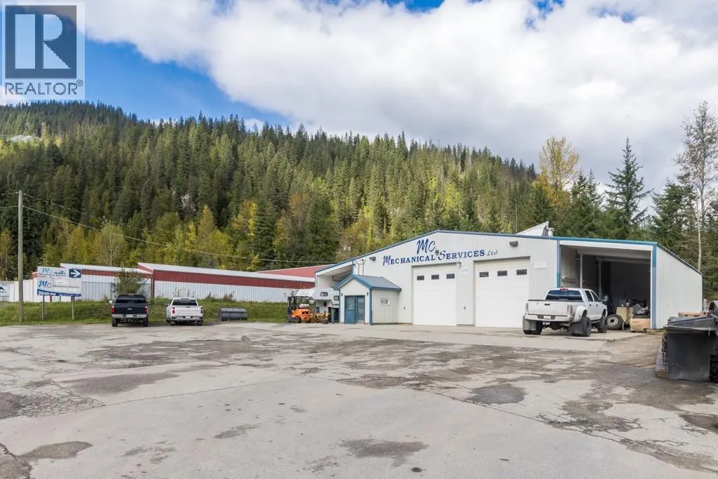 2376 Boulder Road