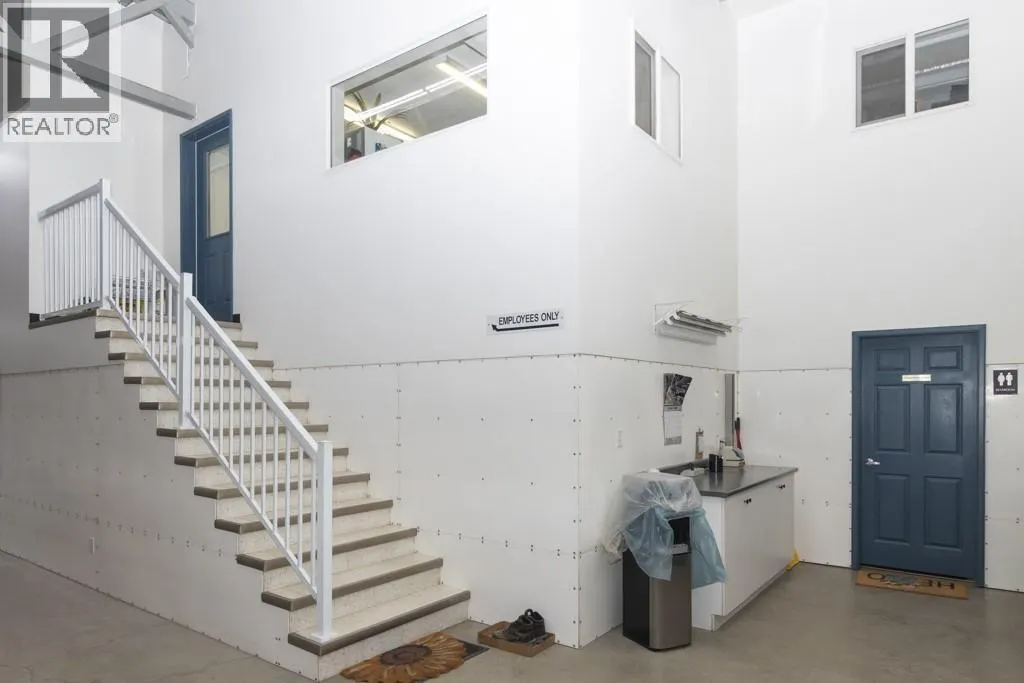 2376 Boulder Road