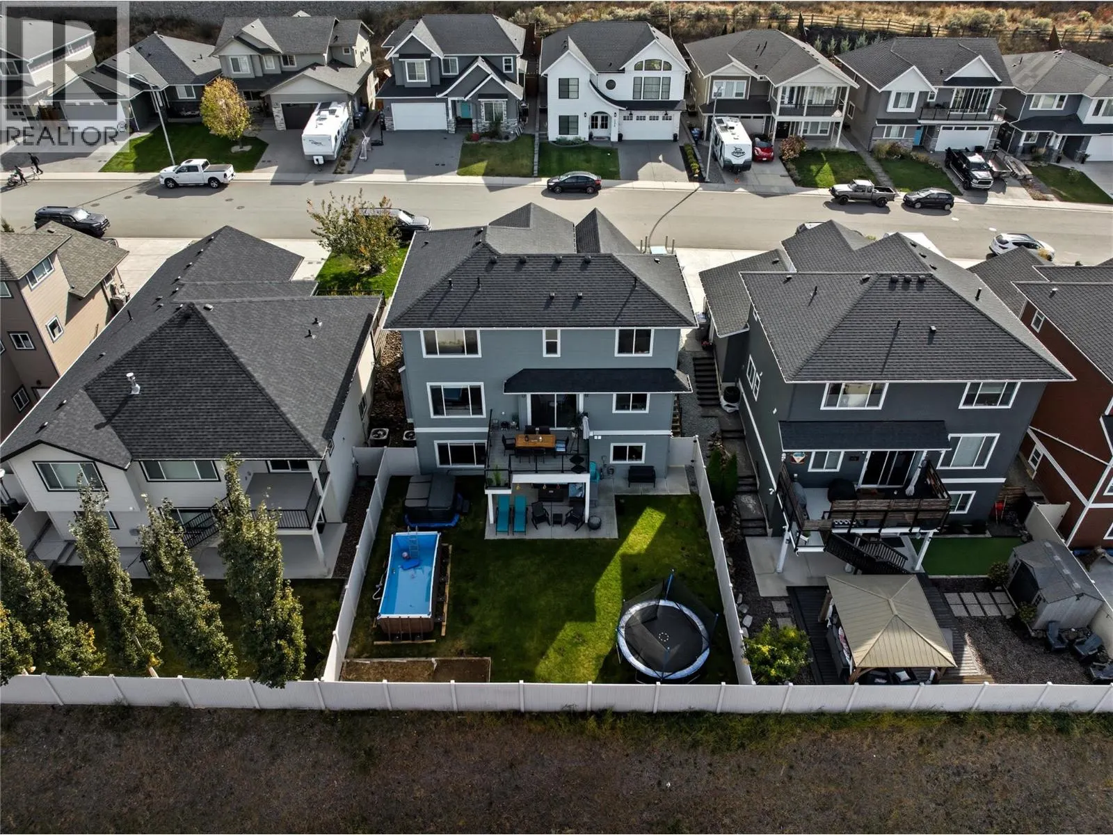 1553 EMERALD Drive