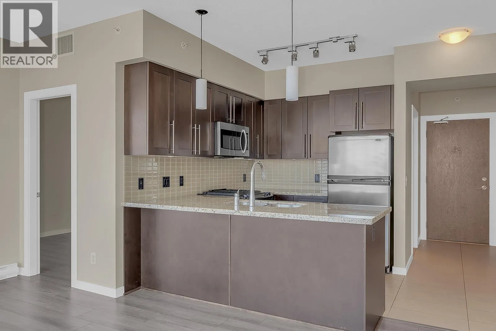 1075 Sunset Drive Unit# 2407