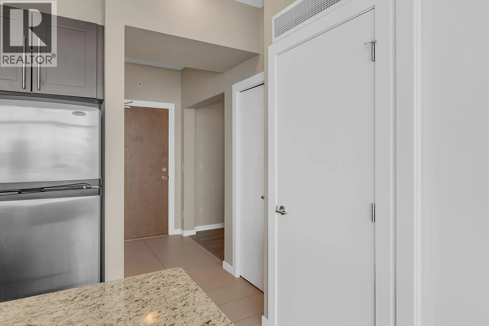 1075 Sunset Drive Unit# 2407