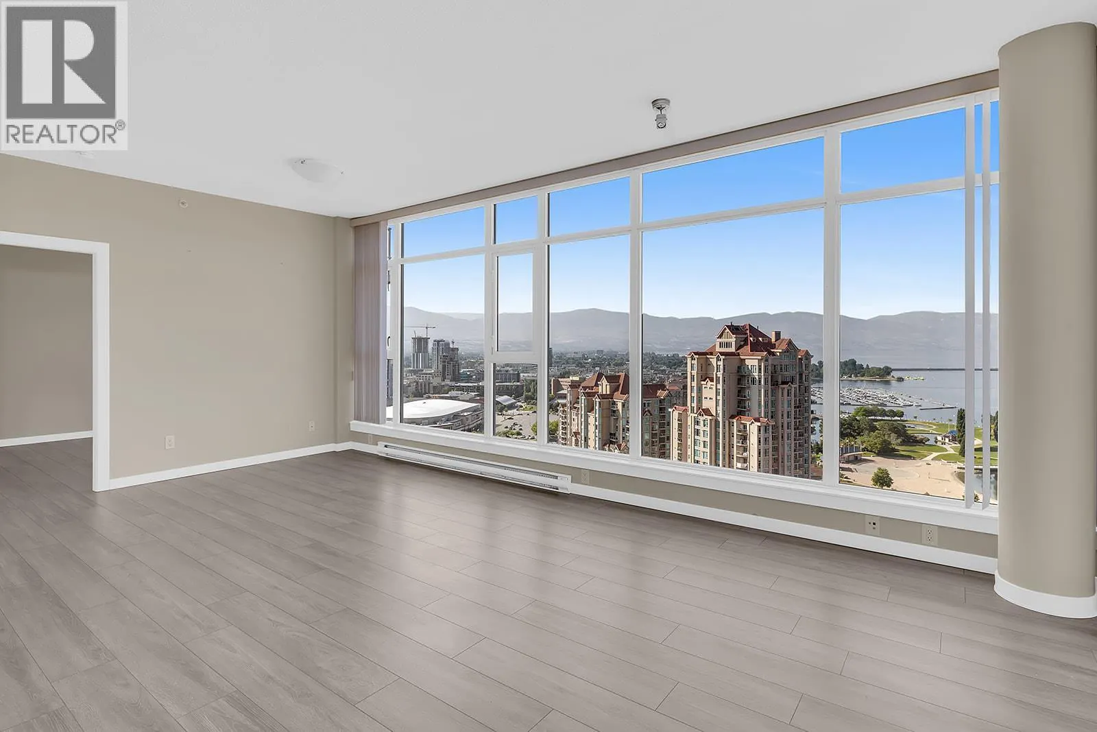 1075 Sunset Drive Unit# 2407