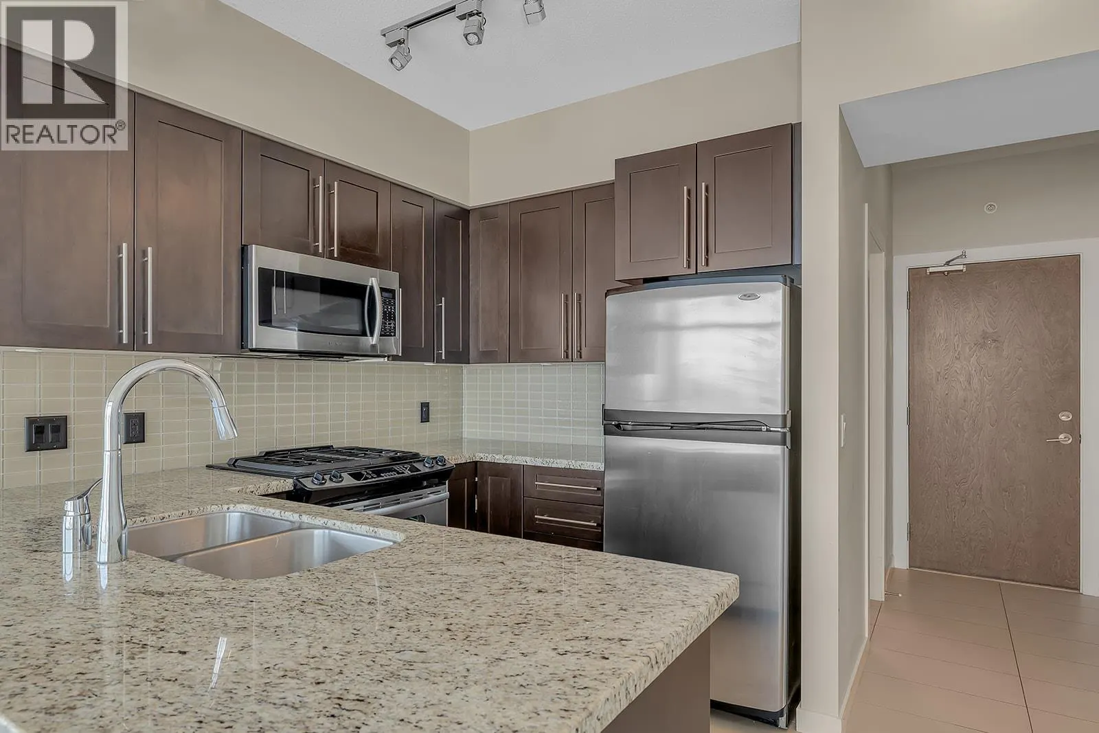 1075 Sunset Drive Unit# 2407