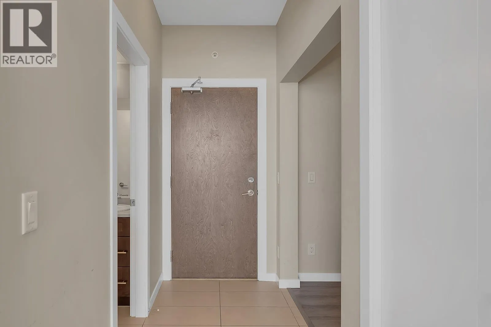 1075 Sunset Drive Unit# 2407