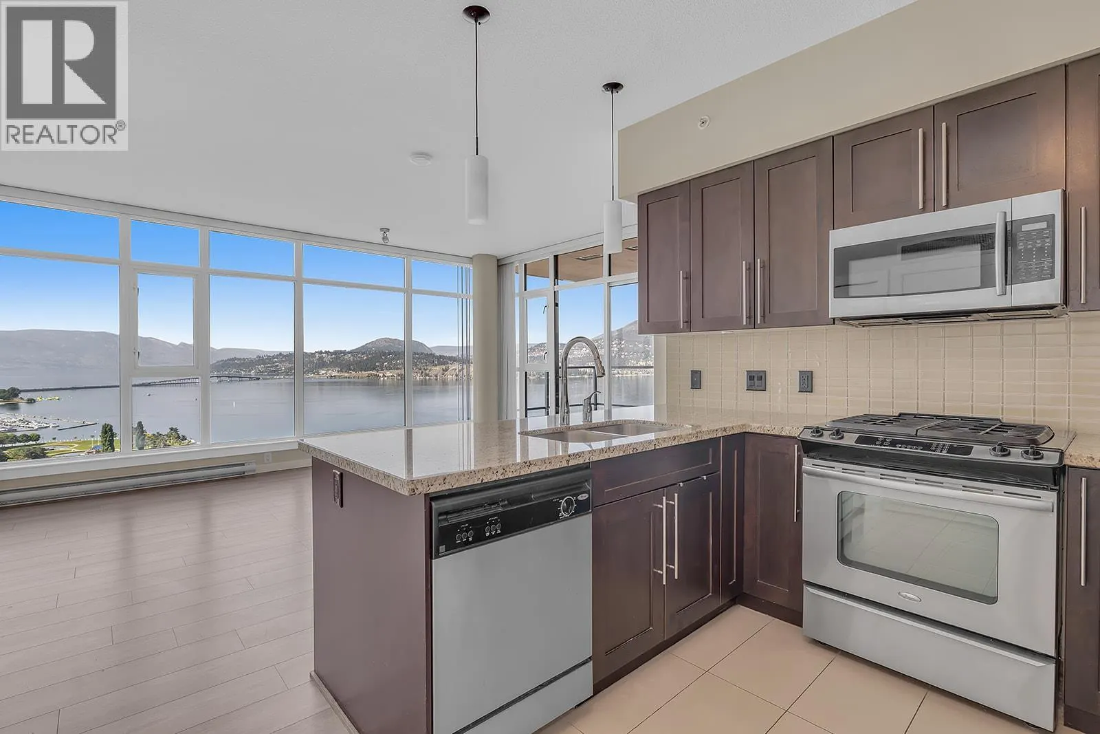 1075 Sunset Drive Unit# 2407