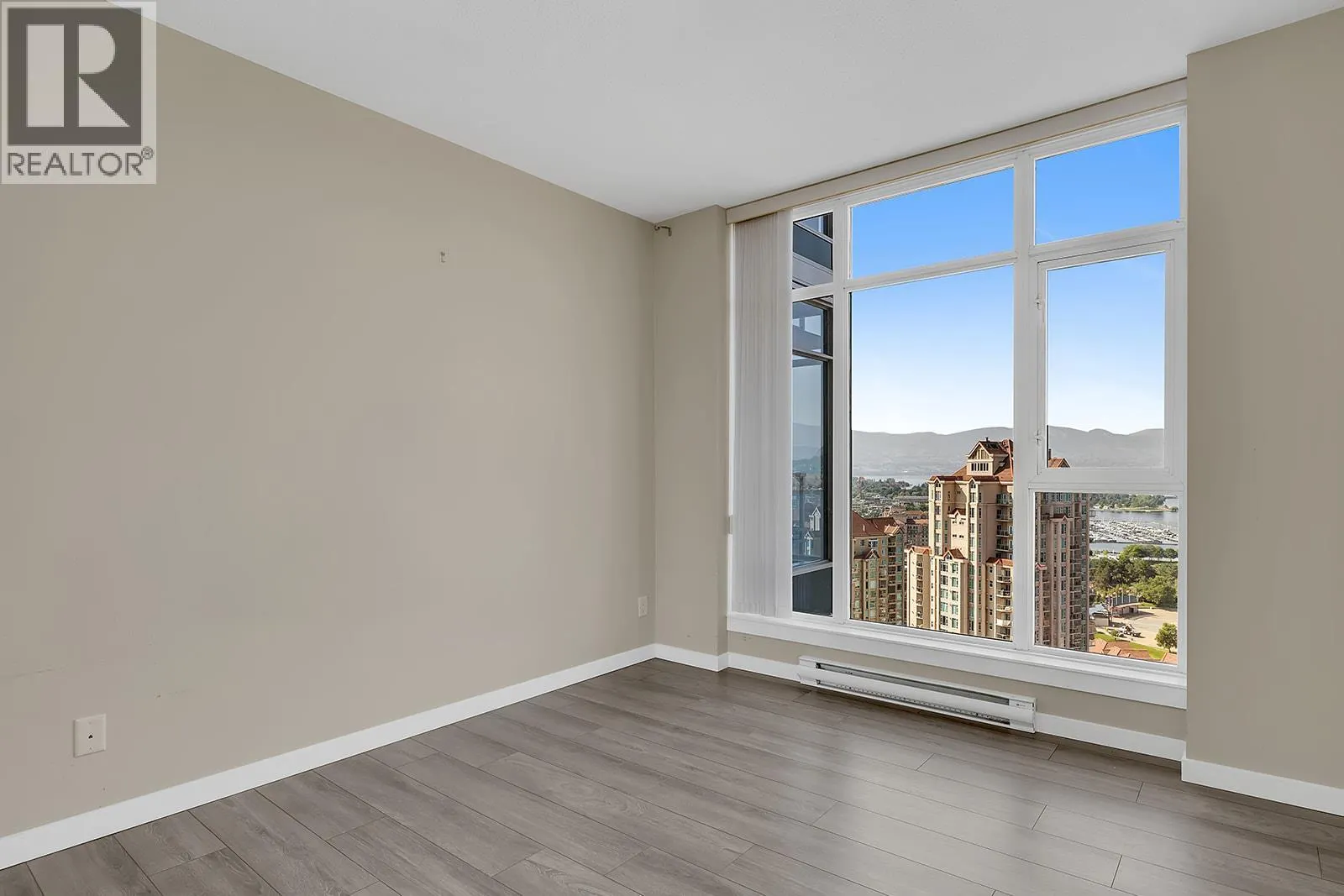 1075 Sunset Drive Unit# 2407