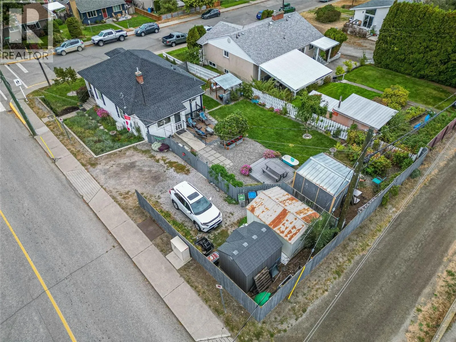 905 Munro Street