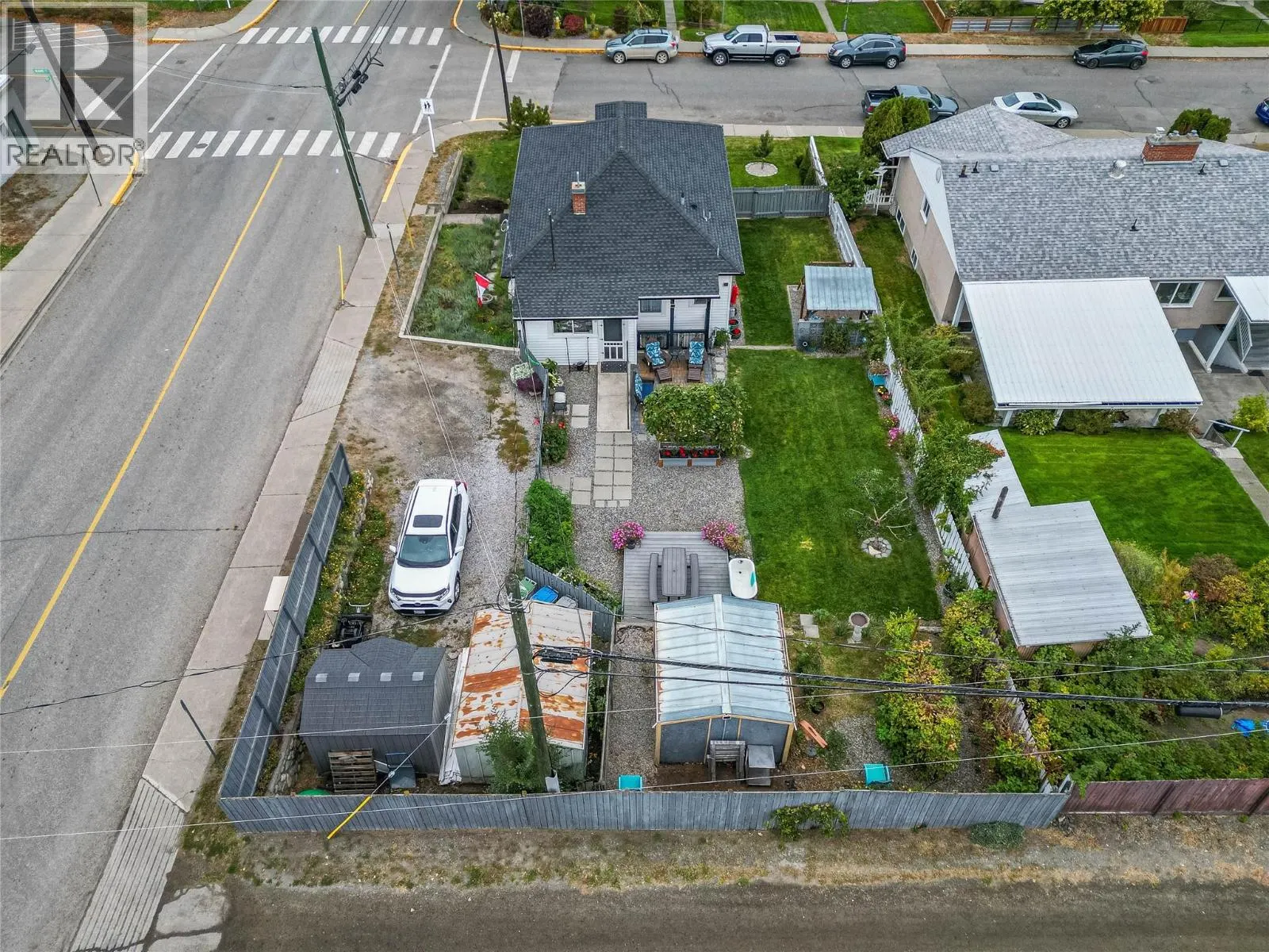 905 Munro Street