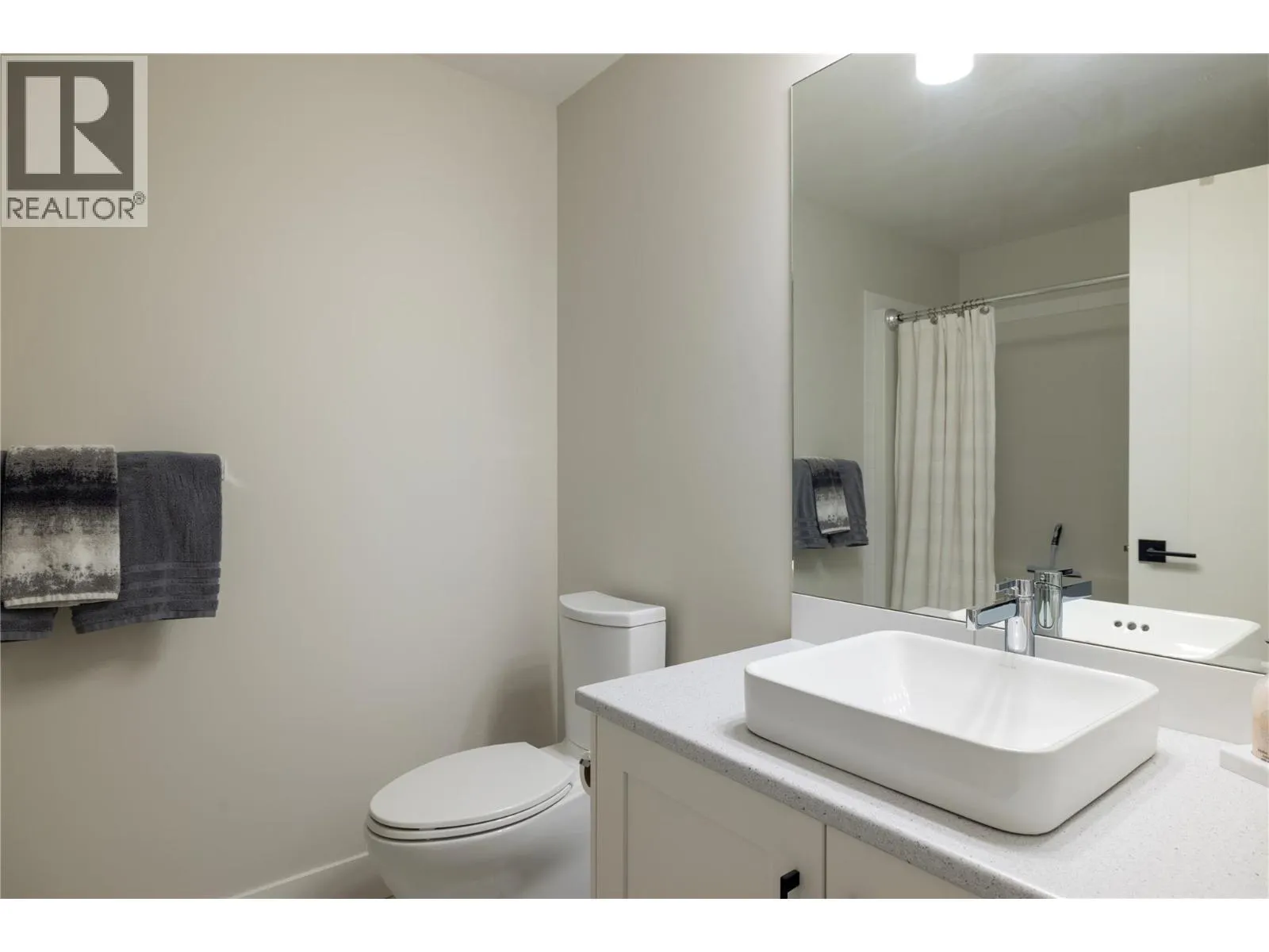 1000 Mt Robson Place Unit# 34