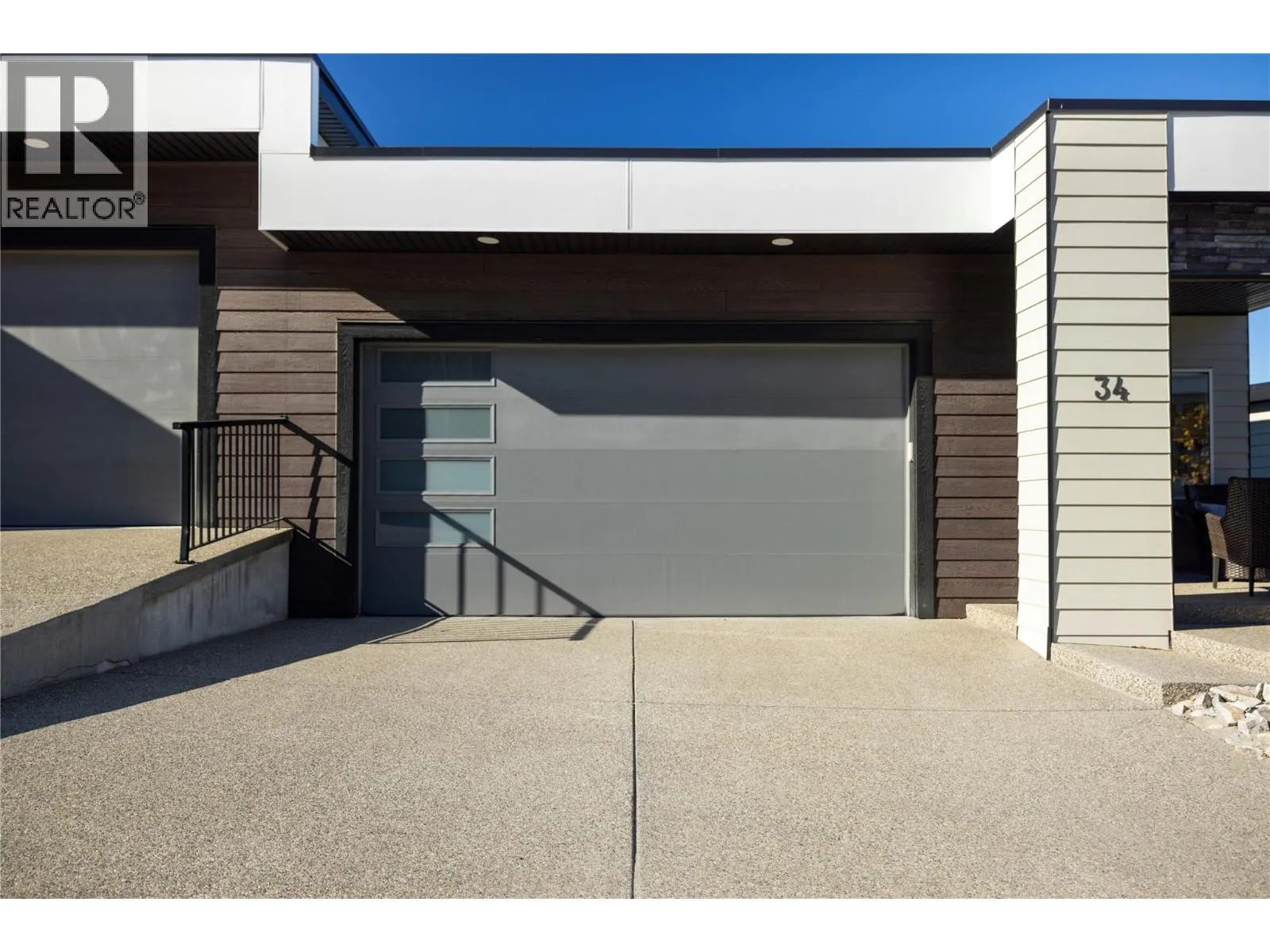 1000 Mt Robson Place Unit# 34