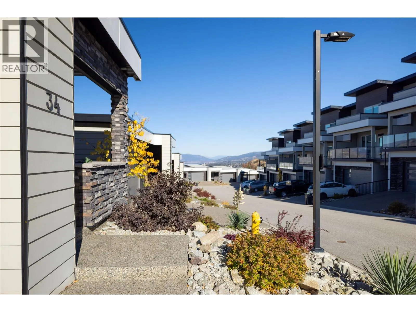 1000 Mt Robson Place Unit# 34