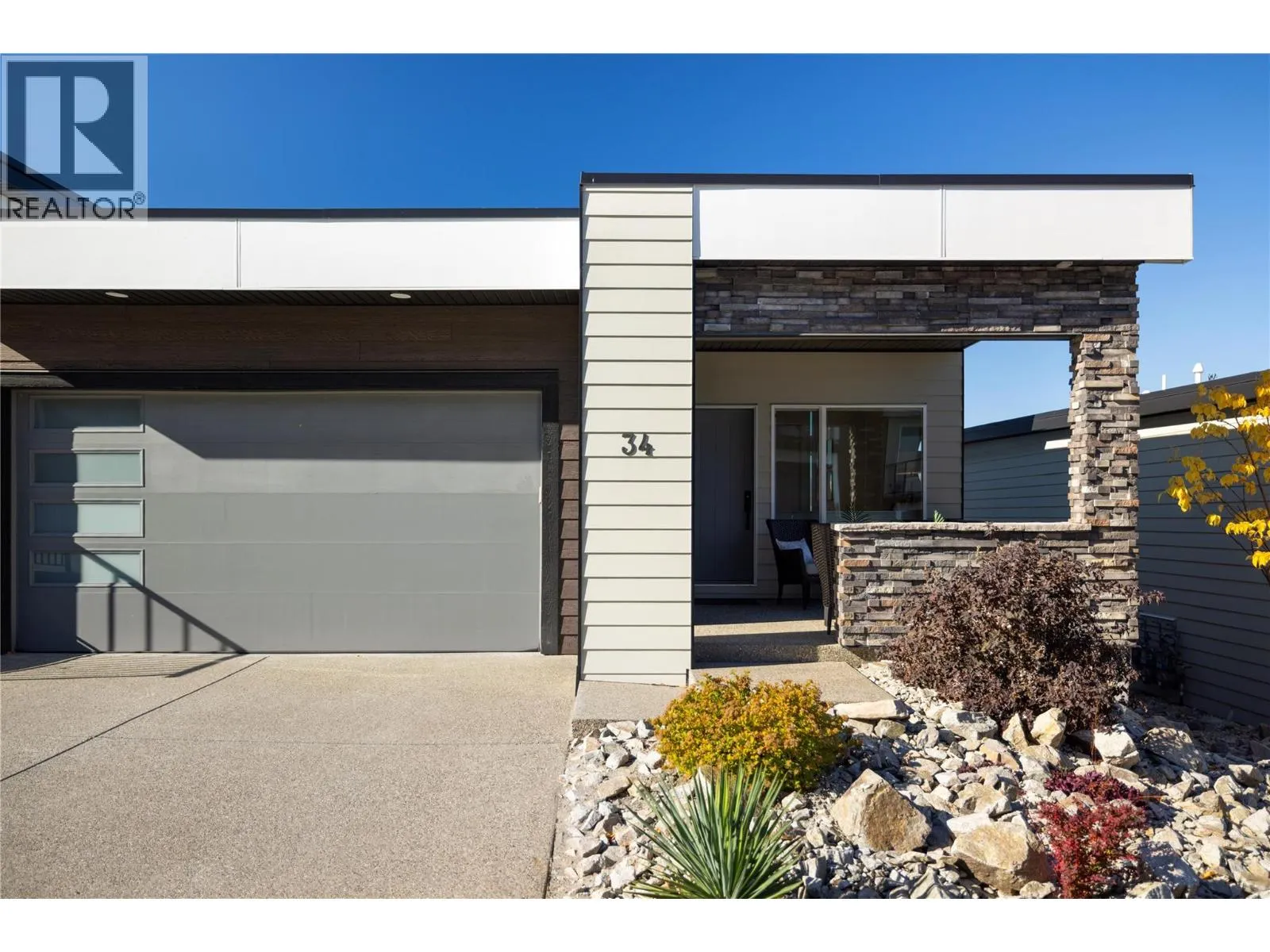 1000 Mt Robson Place Unit# 34