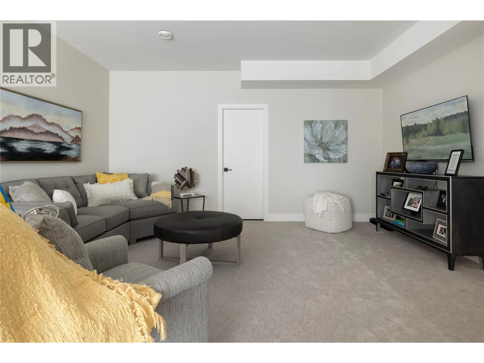 1000 Mt Robson Place Unit# 34