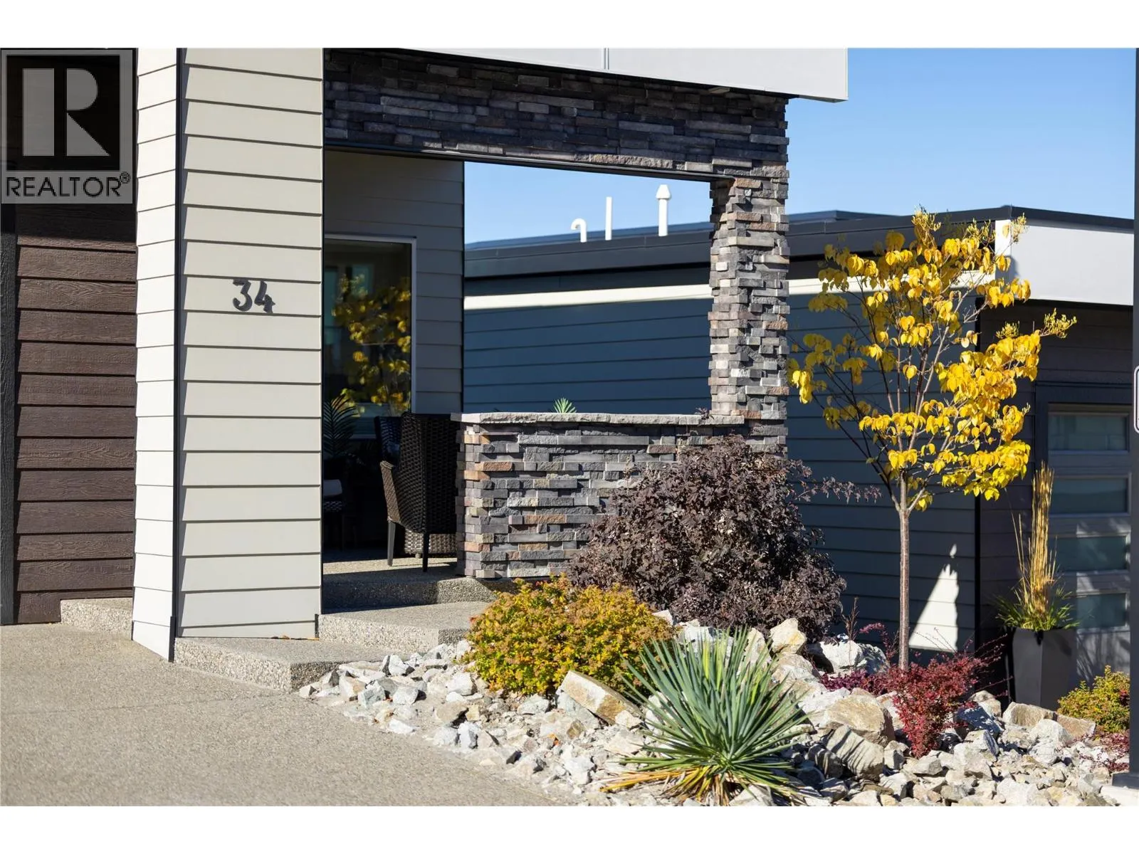 1000 Mt Robson Place Unit# 34