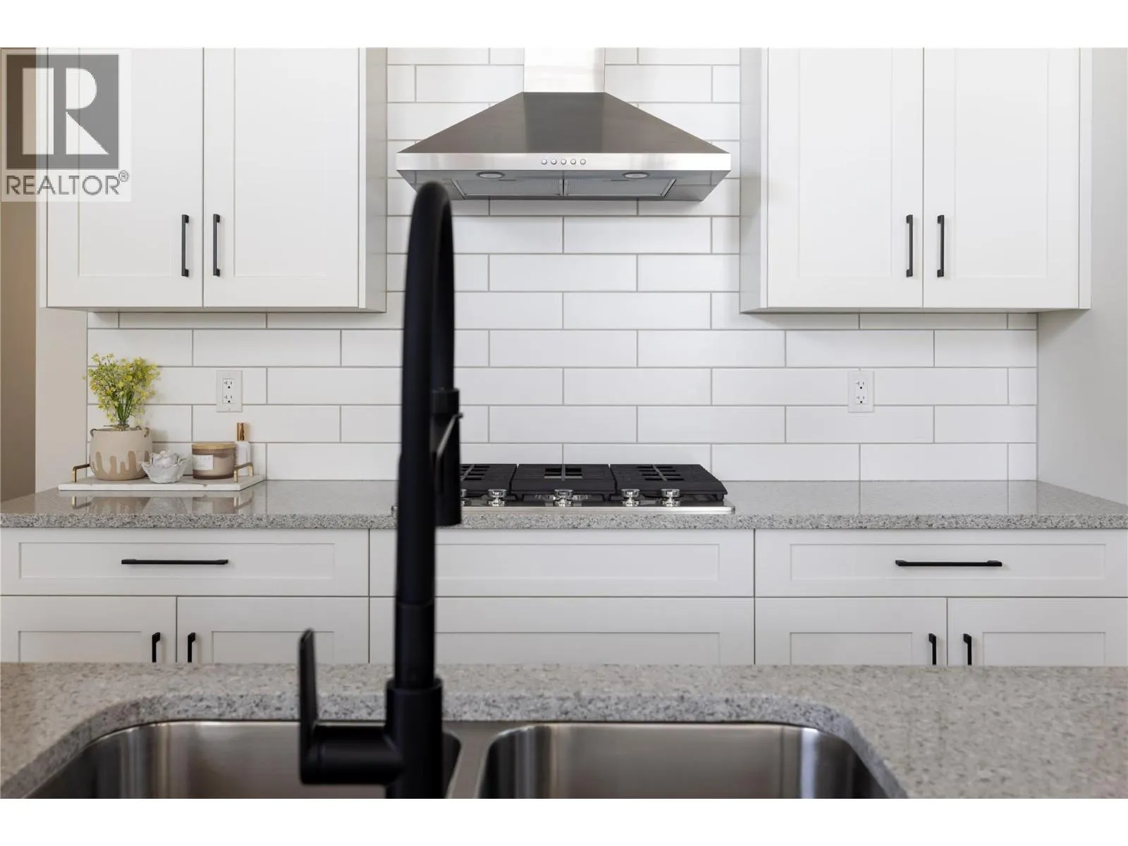 1000 Mt Robson Place Unit# 34