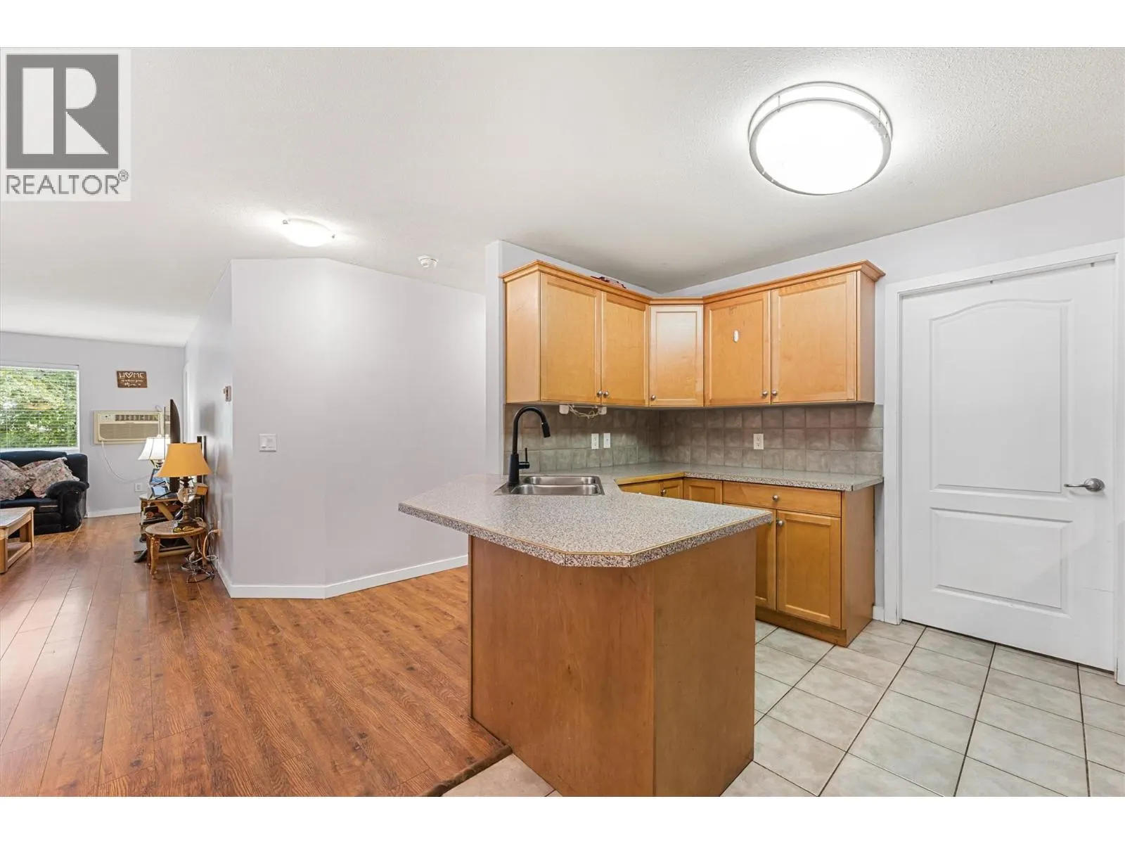 260 Franklyn Road Unit# 113