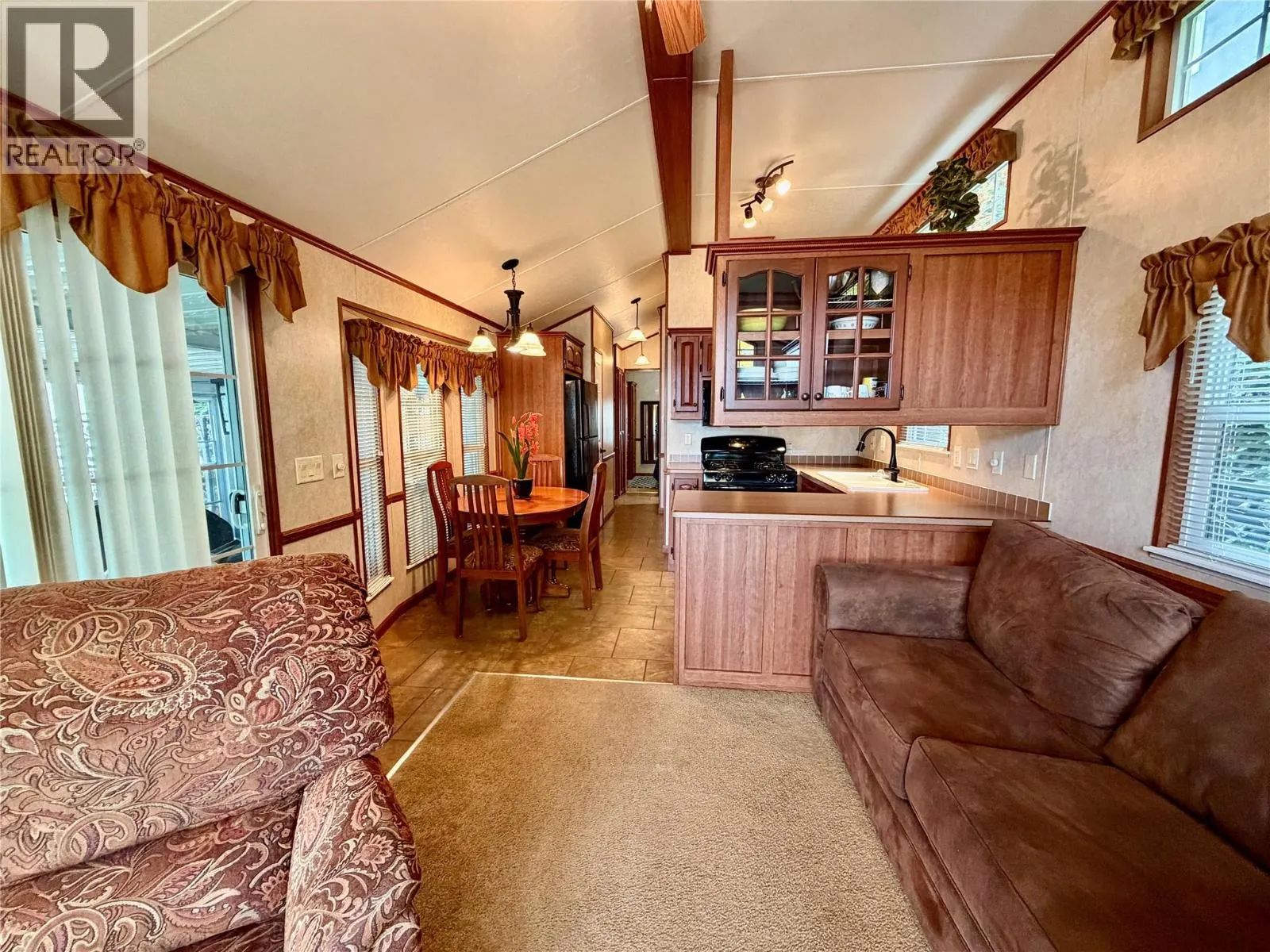 8192 Highway 97A Road Unit# LS33 Lot# LS33