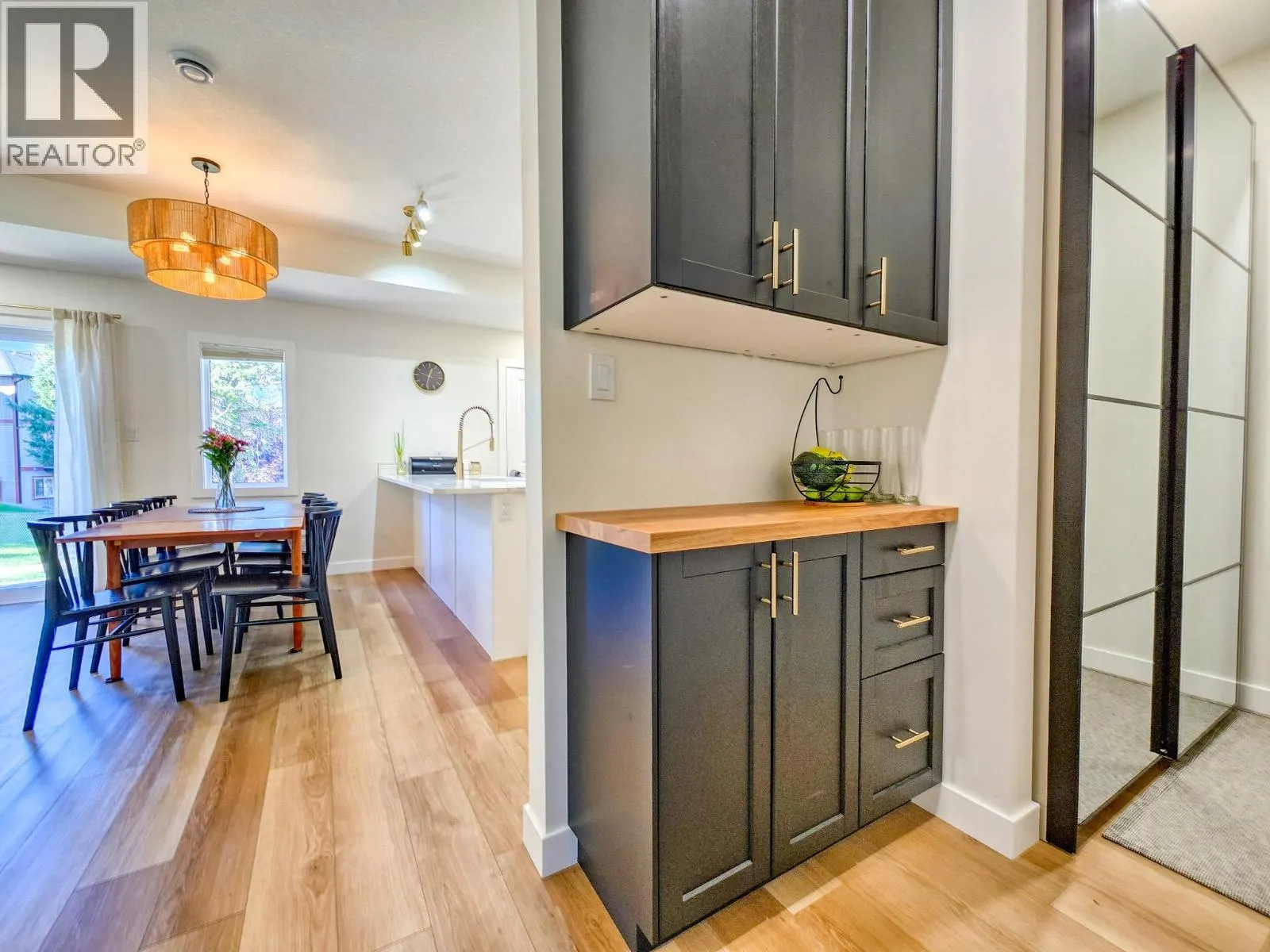 4830 Ridge Road Unit# 4
