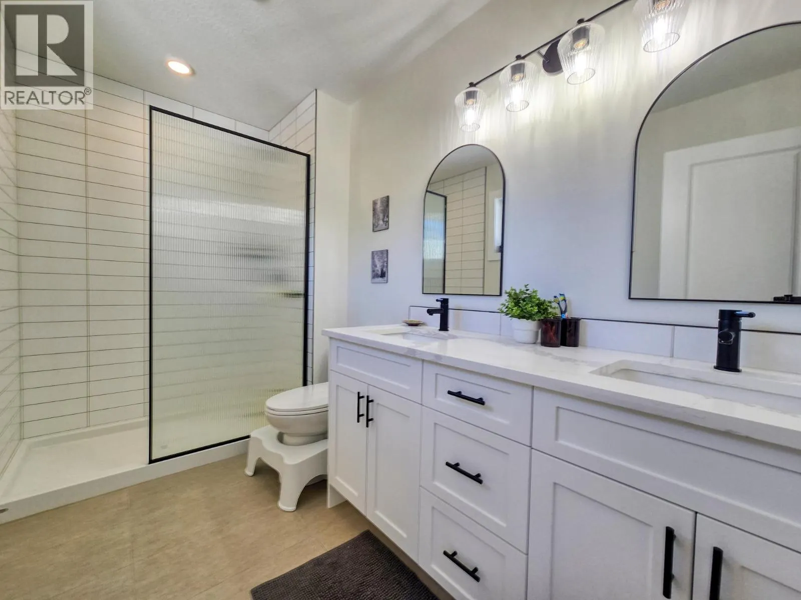 4830 Ridge Road Unit# 4