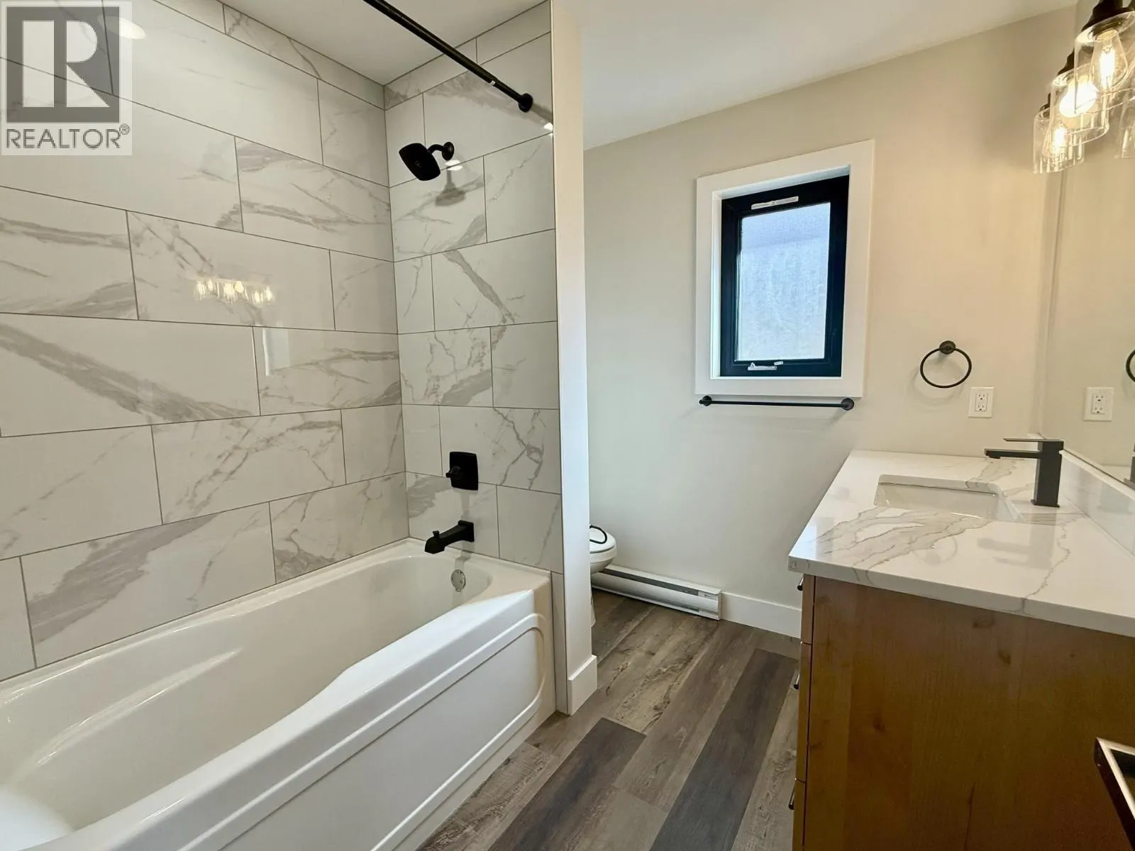 1938 Foxwood Trail Unit# 3