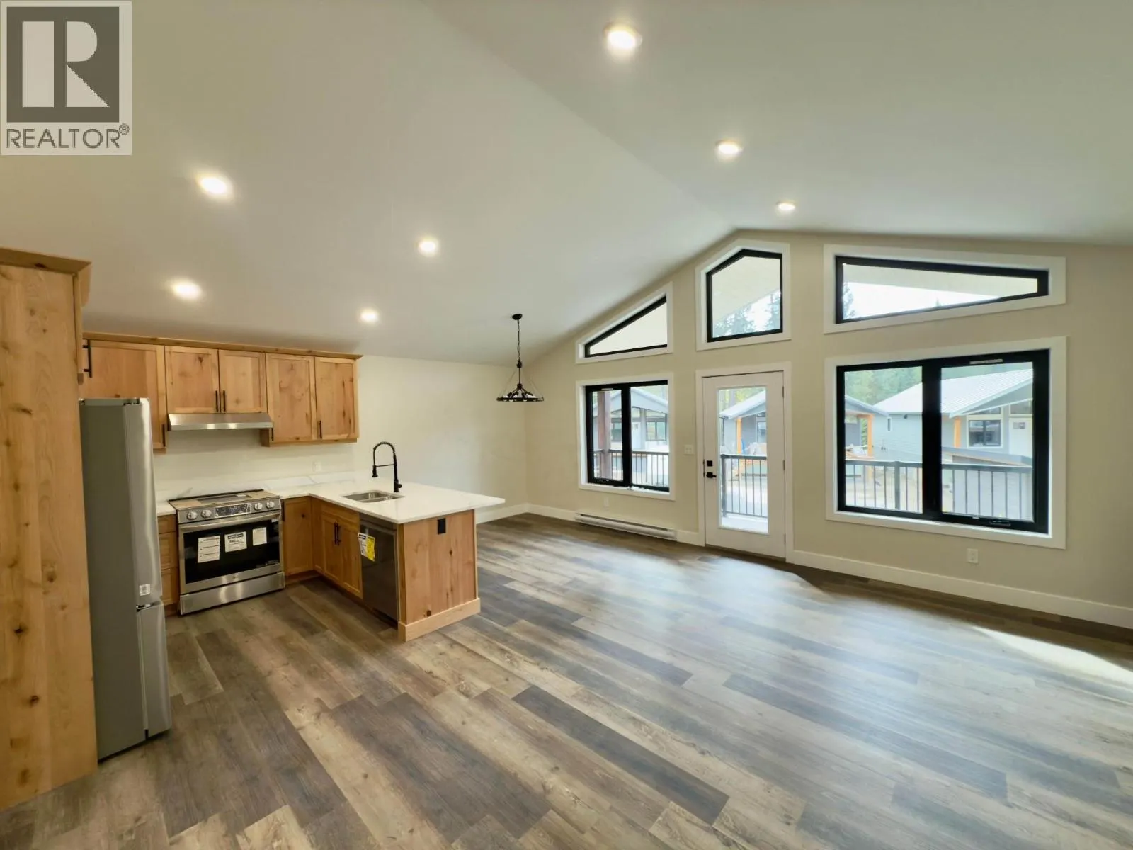1938 Foxwood Trail Unit# 3