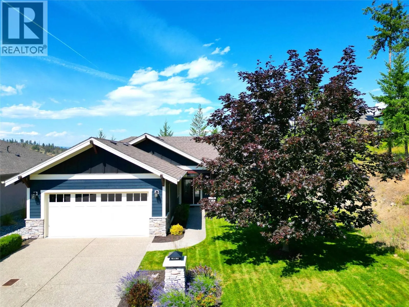 501 Longspoon Bay