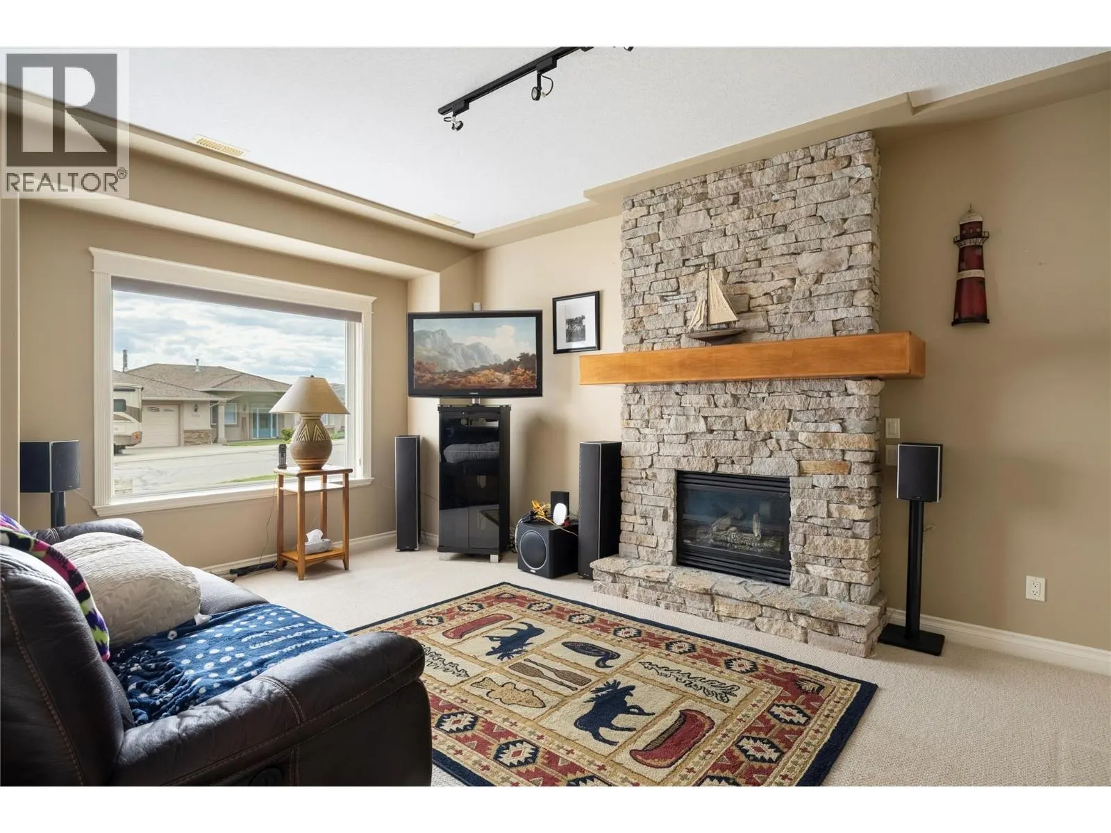 685 Mt York Drive