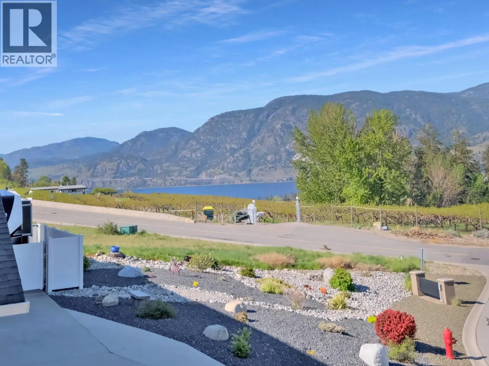 695 Pineview Road Unit# 102