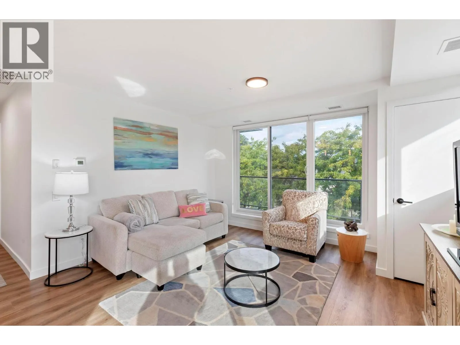 615 Rutland Road N Unit# 309