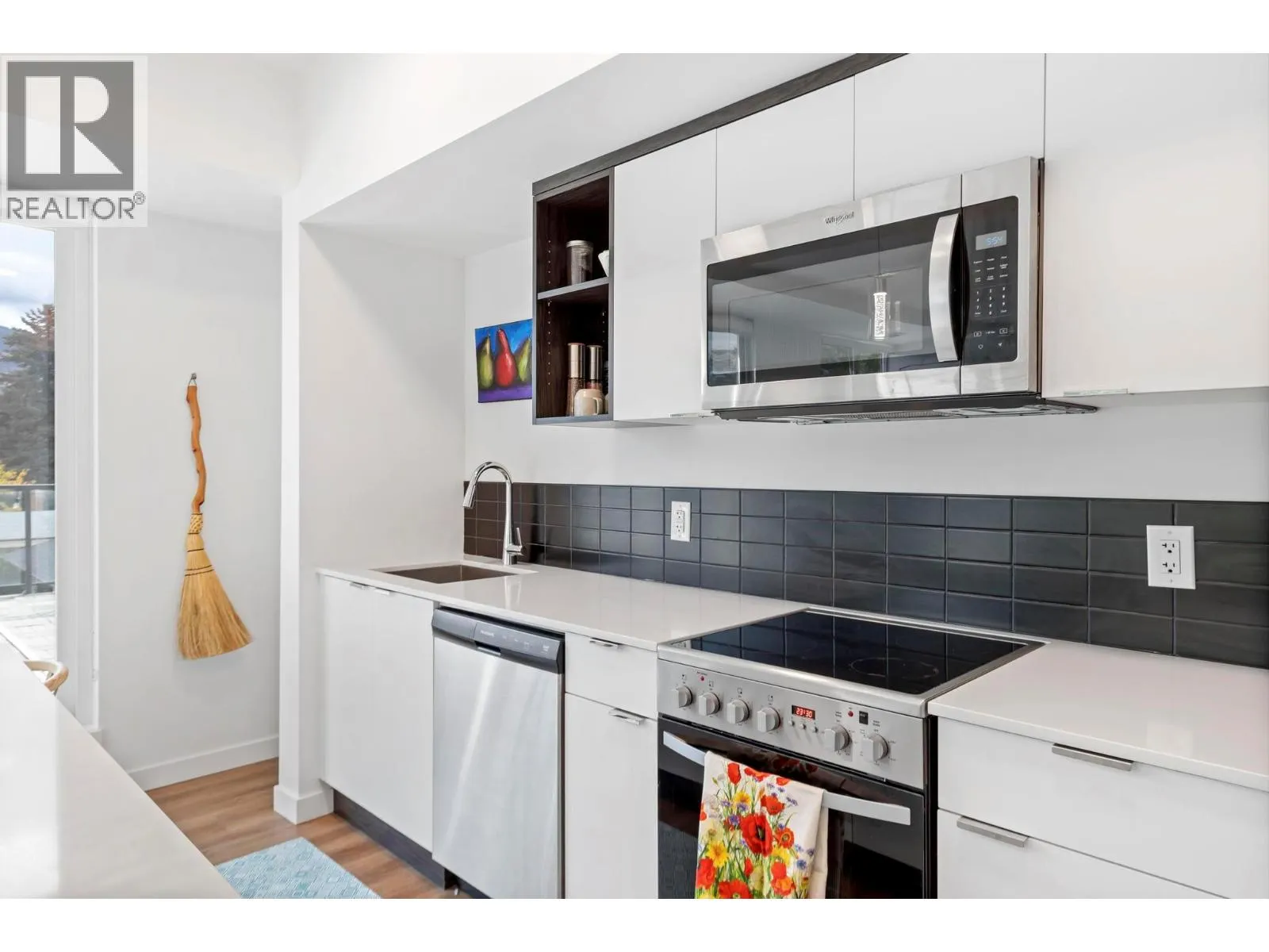 615 Rutland Road N Unit# 309