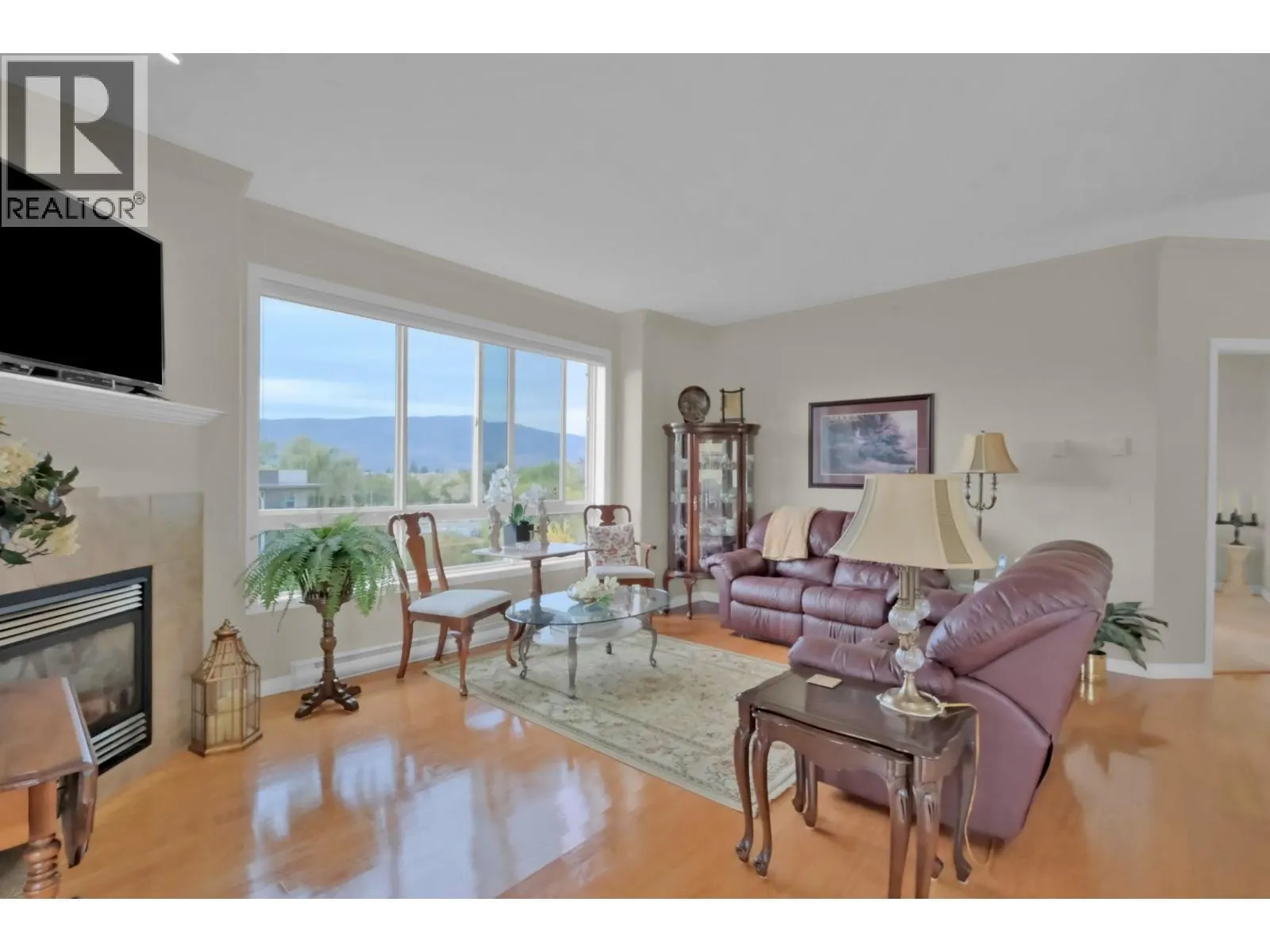 1962 Enterprise Way Unit# 407