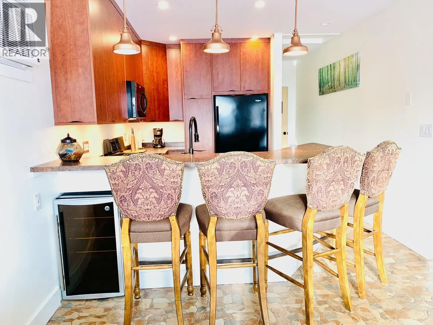 582 Radant Road