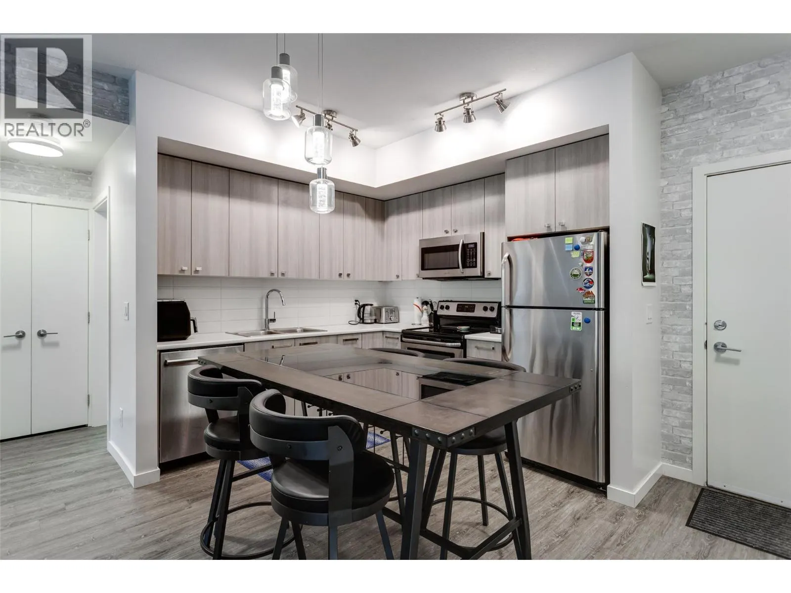 935 Academy Way Unit# 118 Lot# 15