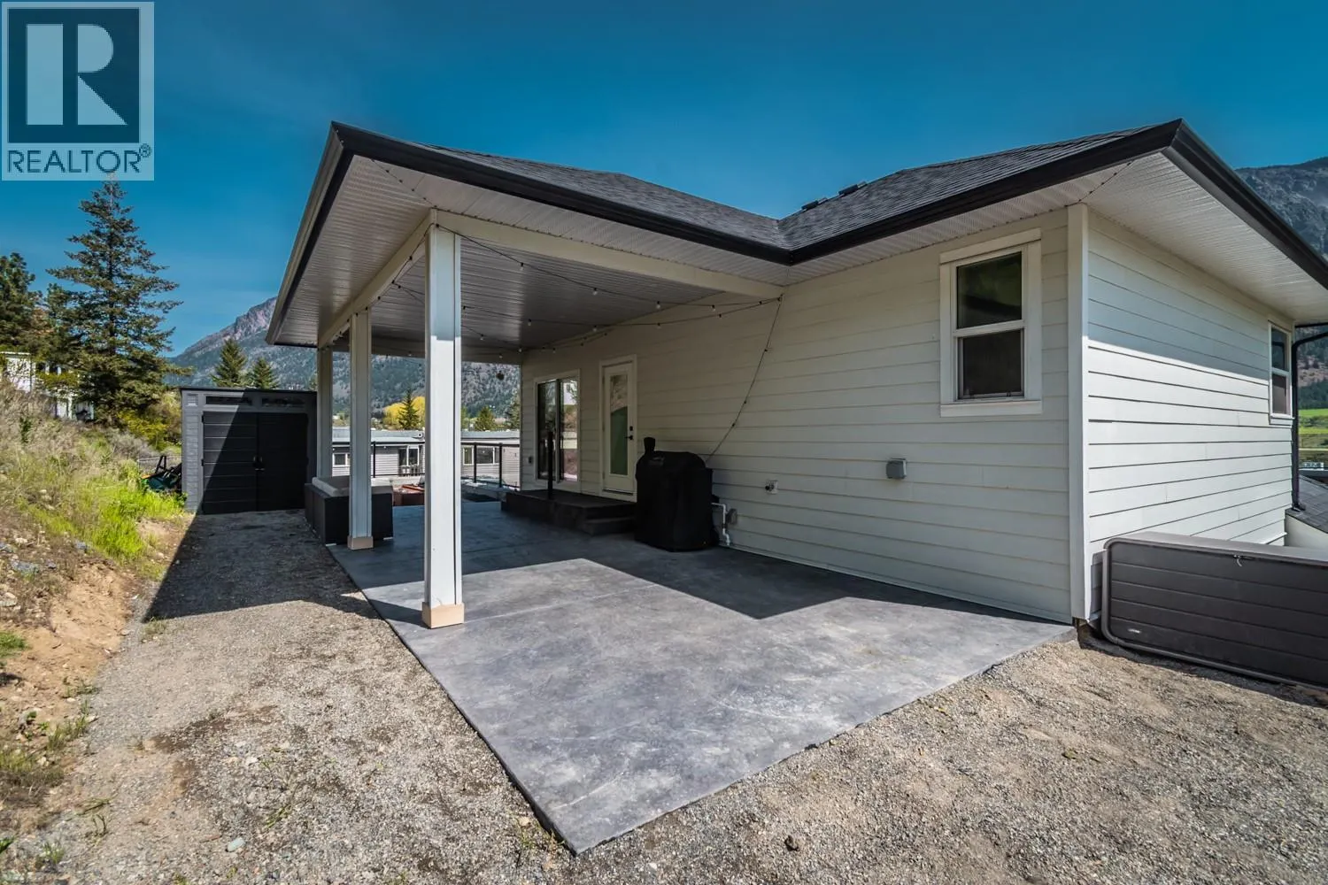 293 PARK Drive