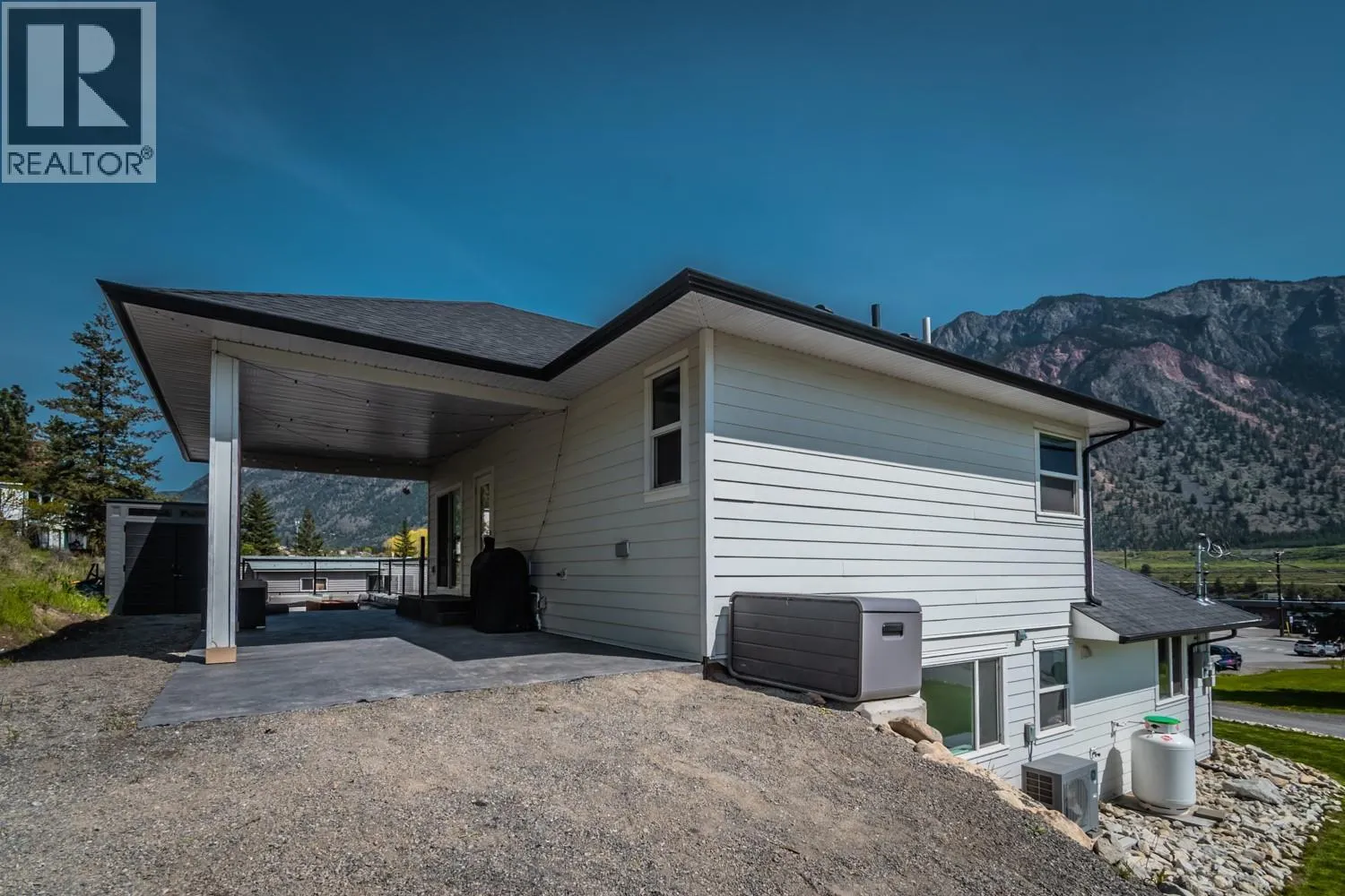 293 PARK Drive