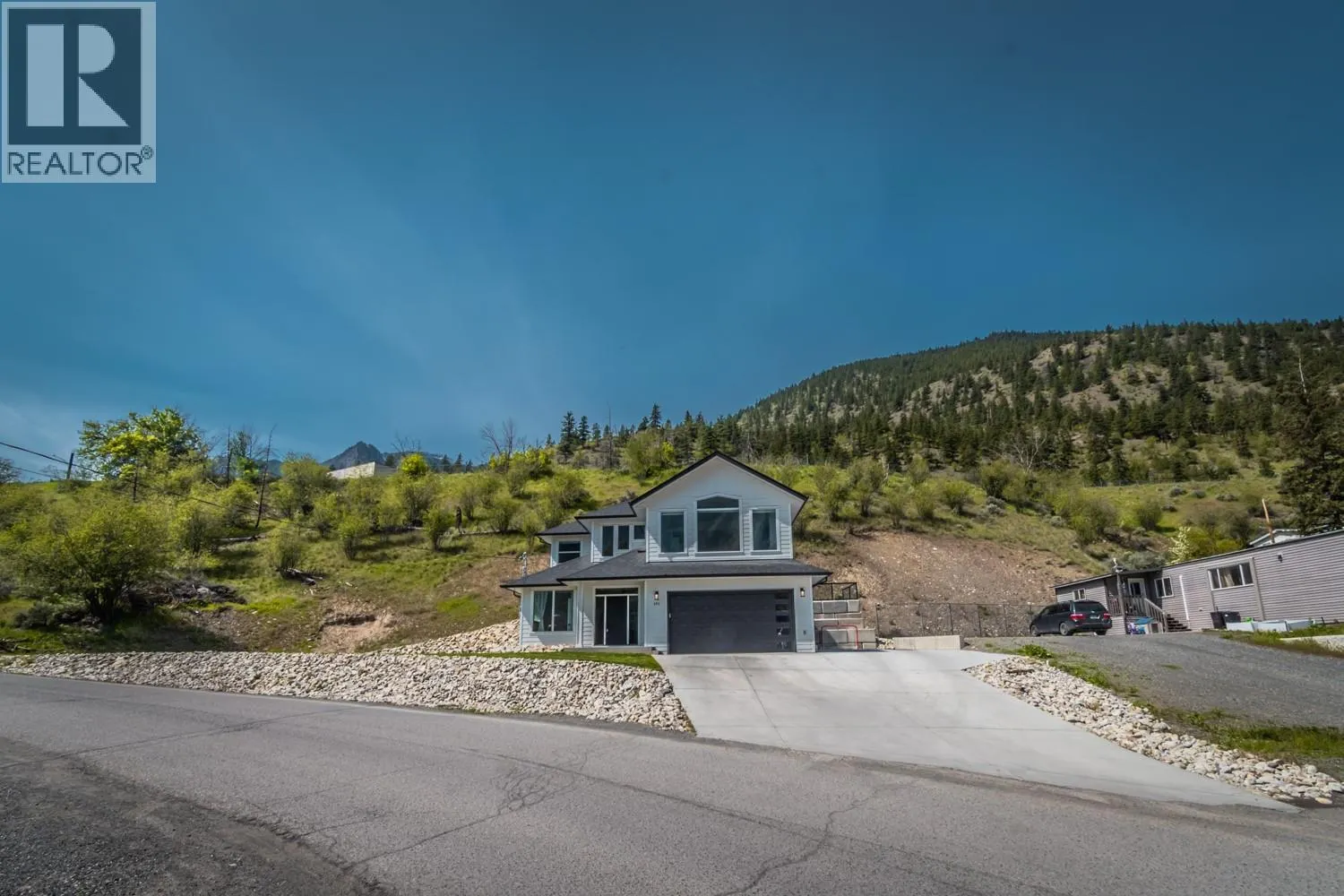 293 PARK Drive