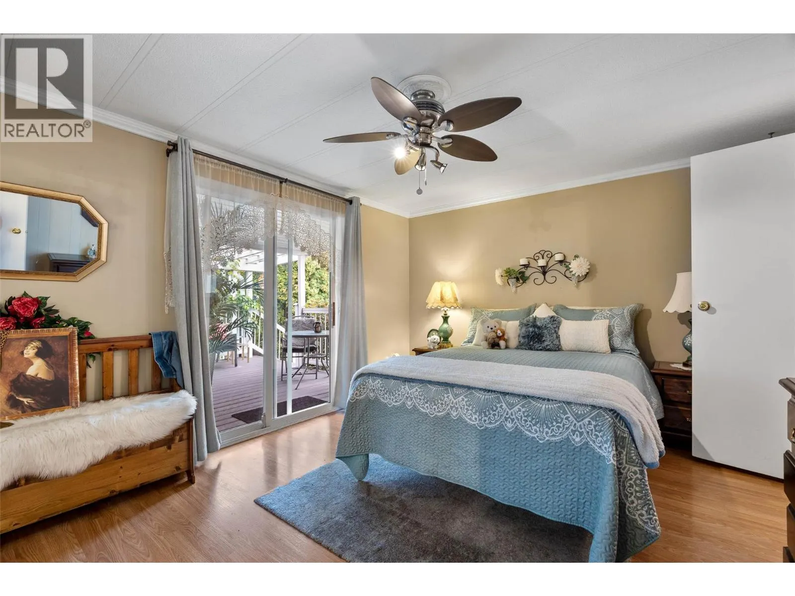 2400 OAKDALE Way Unit# 236