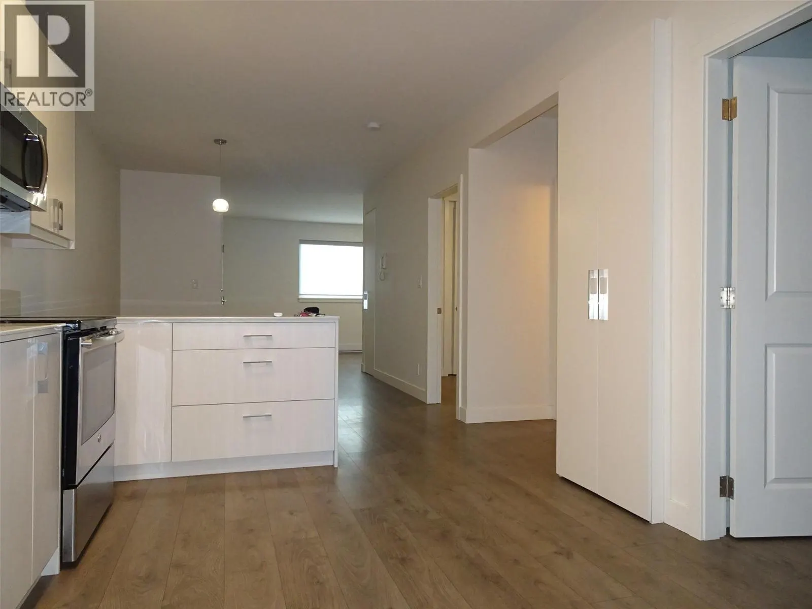 166 McPherson Crescent