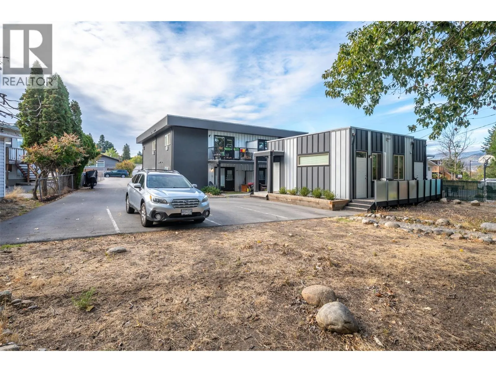 166 McPherson Crescent